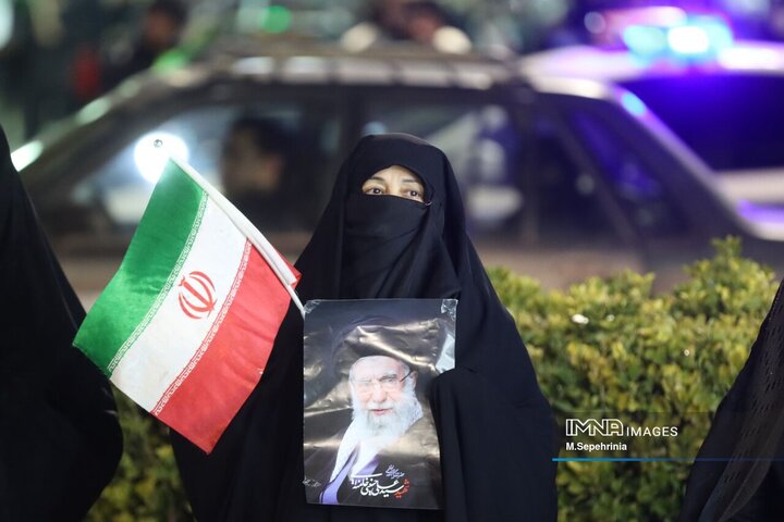 دسته عزاداری خیابانی در شب بیست و یکم قدر در خیابان ارتش تبریز‌
