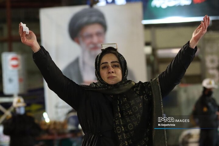 دسته عزاداری خیابانی در شب بیست و یکم قدر در خیابان ارتش تبریز‌