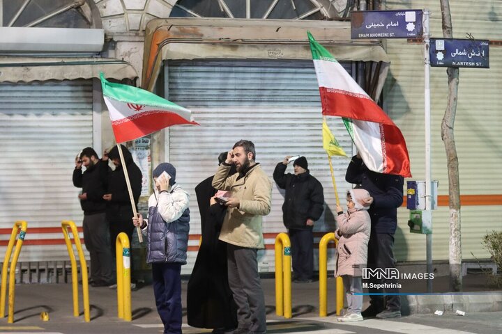دسته عزاداری خیابانی در شب بیست و یکم قدر در خیابان ارتش تبریز‌