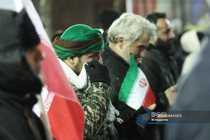 دسته عزاداری خیابانی در شب بیست و یکم قدر در خیابان ارتش تبریز‌