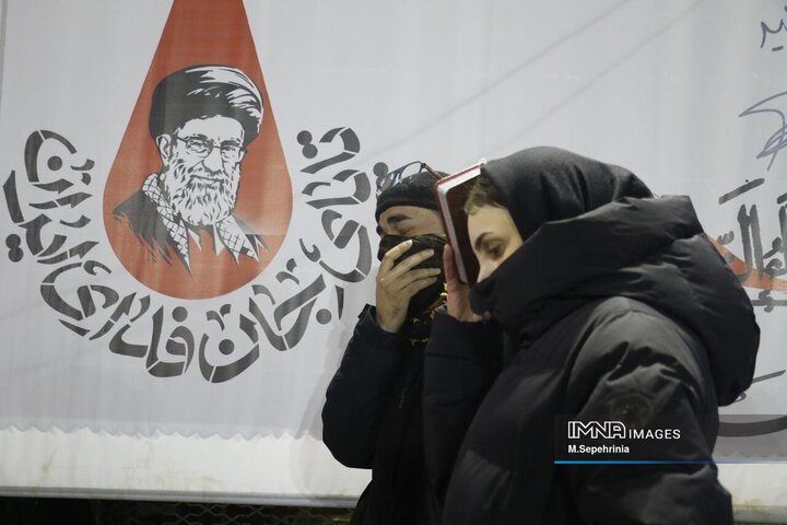دسته عزاداری خیابانی در شب بیست و یکم قدر در خیابان ارتش تبریز‌