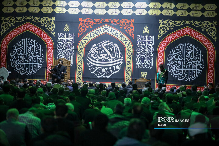 احیای شب بیست و یکم ماه مبارک رمضان در اراک