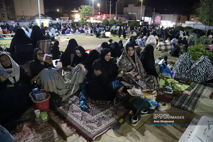 مراسم احیای شب بیست و یکم ماه مبارک رمضان در اهواز