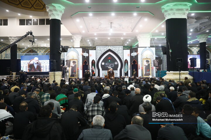 مراسم احیا شب بیست ویکم ماه مبارک رمضان در مسجد مقدس جمکران