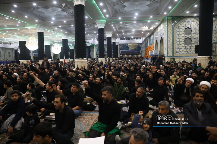 مراسم احیا شب بیست ویکم ماه مبارک رمضان در مسجد مقدس جمکران