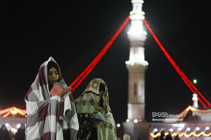 مراسم احیا شب بیست ویکم ماه مبارک رمضان در مسجد مقدس جمکران