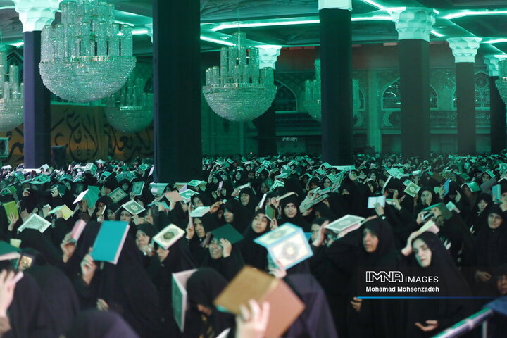 مراسم احیا شب بیست ویکم ماه مبارک رمضان در مسجد مقدس جمکران