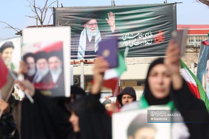 اجتماع عظیم مردمی قرآنی شهید راه قرآن آیت الله سید علی حسینی خامنه‌ای(قدس‌سره) در تبریز
