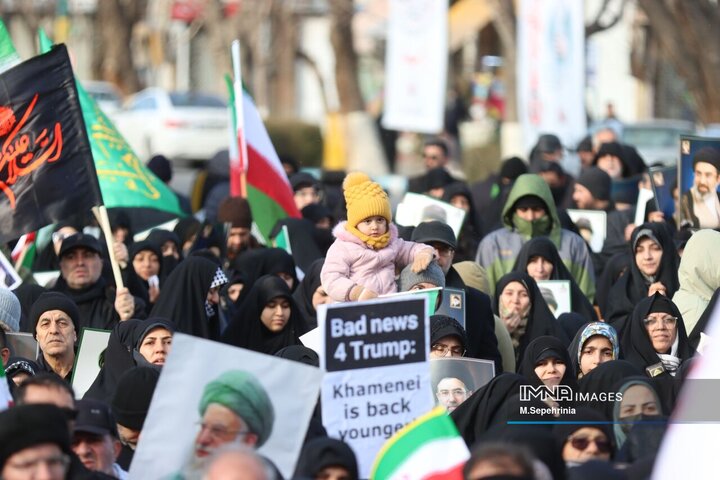 اجتماع عظیم مردمی قرآنی شهید راه قرآن آیت الله سید علی حسینی خامنه‌ای(قدس‌سره) در تبریز