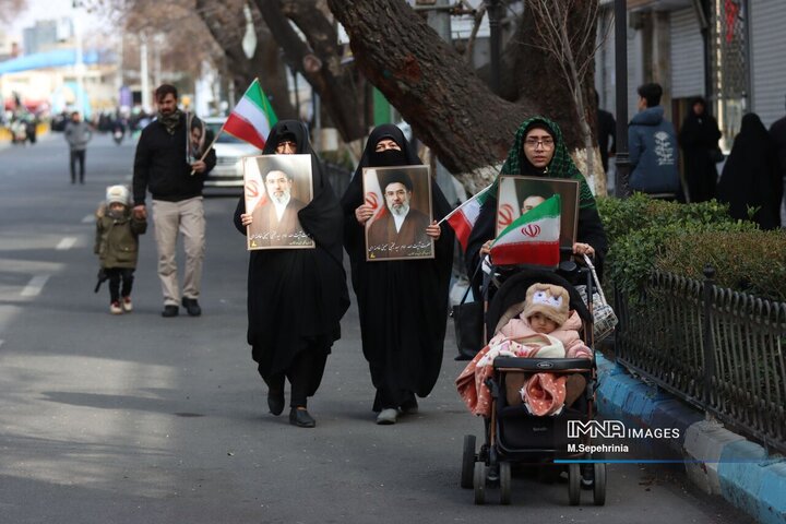 اجتماع عظیم مردمی قرآنی شهید راه قرآن آیت الله سید علی حسینی خامنه‌ای(قدس‌سره) در تبریز