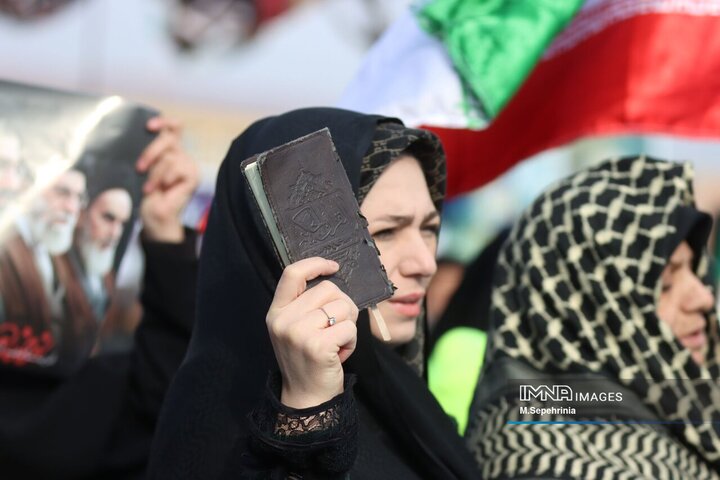 اجتماع عظیم مردمی قرآنی شهید راه قرآن آیت الله سید علی حسینی خامنه‌ای(قدس‌سره) در تبریز