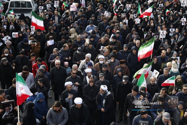 اجتماع عظیم مردمی قرآنی شهید راه قرآن آیت الله سید علی حسینی خامنه‌ای(قدس‌سره) در تبریز