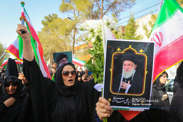 سومین مراسم تشییع پیکر مطهر شهدای جنایات اخیر آمریکایی صهیونی در اصفهان