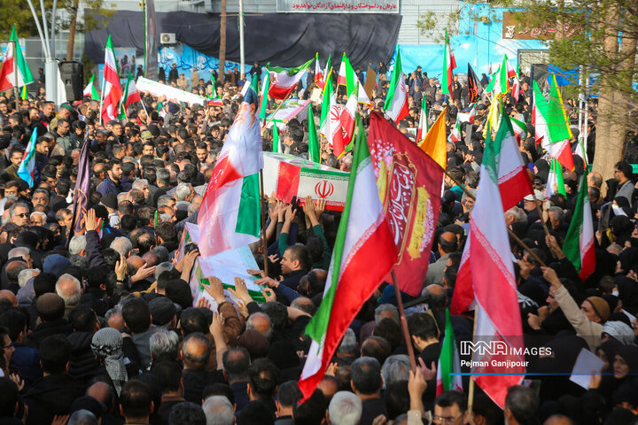 سومین مراسم تشییع پیکر مطهر شهدای جنایات اخیر آمریکایی صهیونی در اصفهان