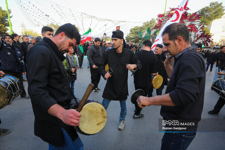 قافله عزاداران علوی در خوراسگان اصفهان