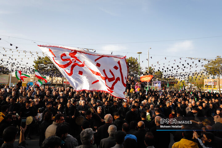 قافله عزاداران علوی در خوراسگان اصفهان