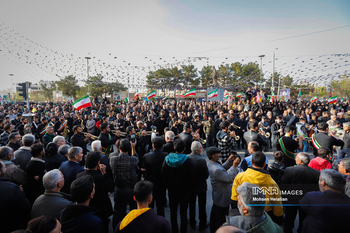 قافله عزاداران علوی در خوراسگان اصفهان