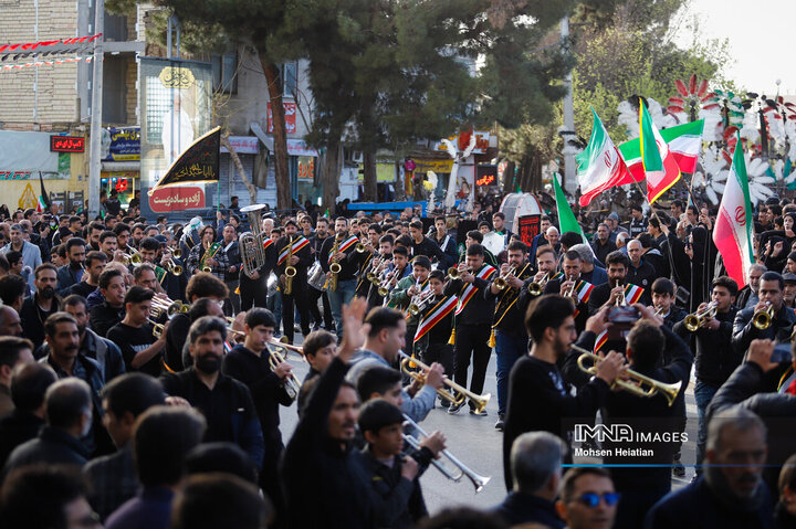 قافله عزاداران علوی در خوراسگان اصفهان