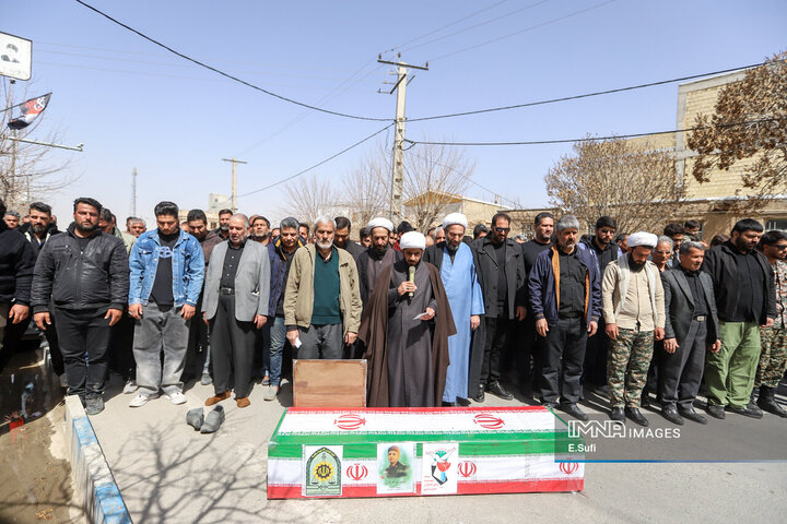 تشییع باشکوه پیکر سرباز شهید امید کارچانی