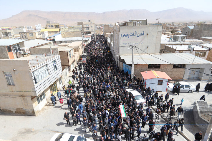 تشییع باشکوه پیکر سرباز شهید امید کارچانی