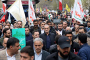 همراهی رئیس‌جمهور با راهپیمایان روز قدس تهران + فیلم