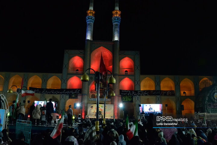 حضور میدانی مردم دارالعباده یزد درشب بیست و سوم ماه مبارک رمضان
