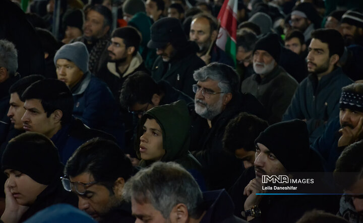 حضور میدانی مردم دارالعباده یزد درشب بیست و سوم ماه مبارک رمضان