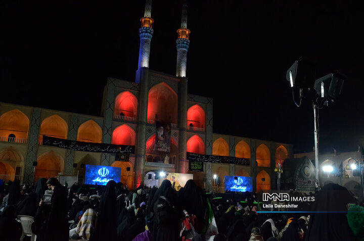 حضور میدانی مردم دارالعباده یزد درشب بیست و سوم ماه مبارک رمضان