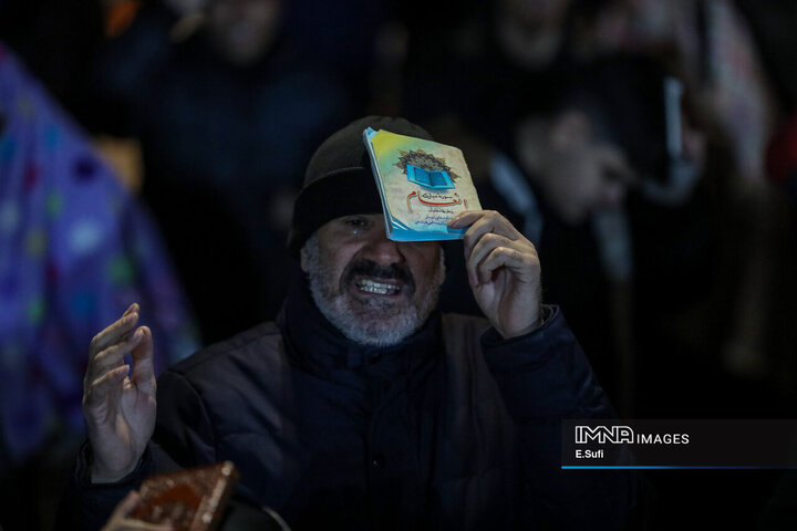 احیای شب بیست و سوم ماه مبارک رمضان و وداع با سپهبدشهید محمد پاکپور در اراک
