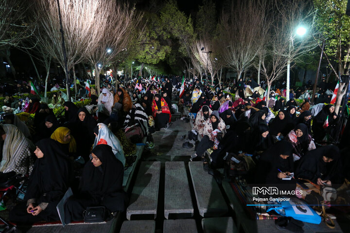 احیای شب بیست‌و‌سوم ماه مبارک رمضان در گذر فرهنگی چهارباغ