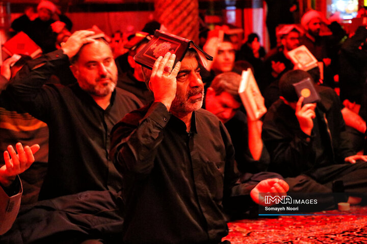 احیای دل‌ها و اجتماعِ منتقمون در شب سوم احیا در کرمانشاه