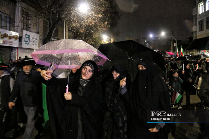 احیای دل‌ها و اجتماعِ منتقمون در شب سوم احیا در کرمانشاه