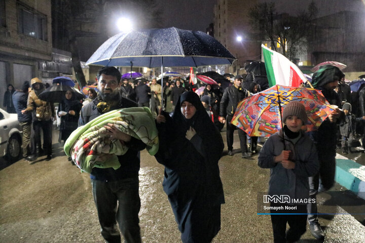 احیای دل‌ها و اجتماعِ منتقمون در شب سوم احیا در کرمانشاه