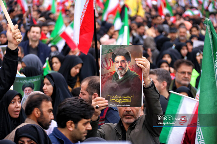 بیعتِ کرمانشاه با رهبر و انزجارِ جهانی از صهیونیسم در روز قدس