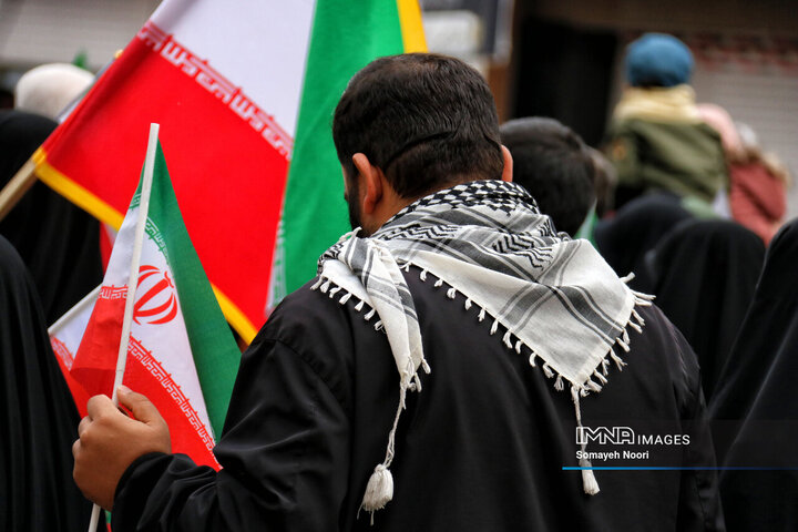 بیعتِ کرمانشاه با رهبر و انزجارِ جهانی از صهیونیسم در روز قدس