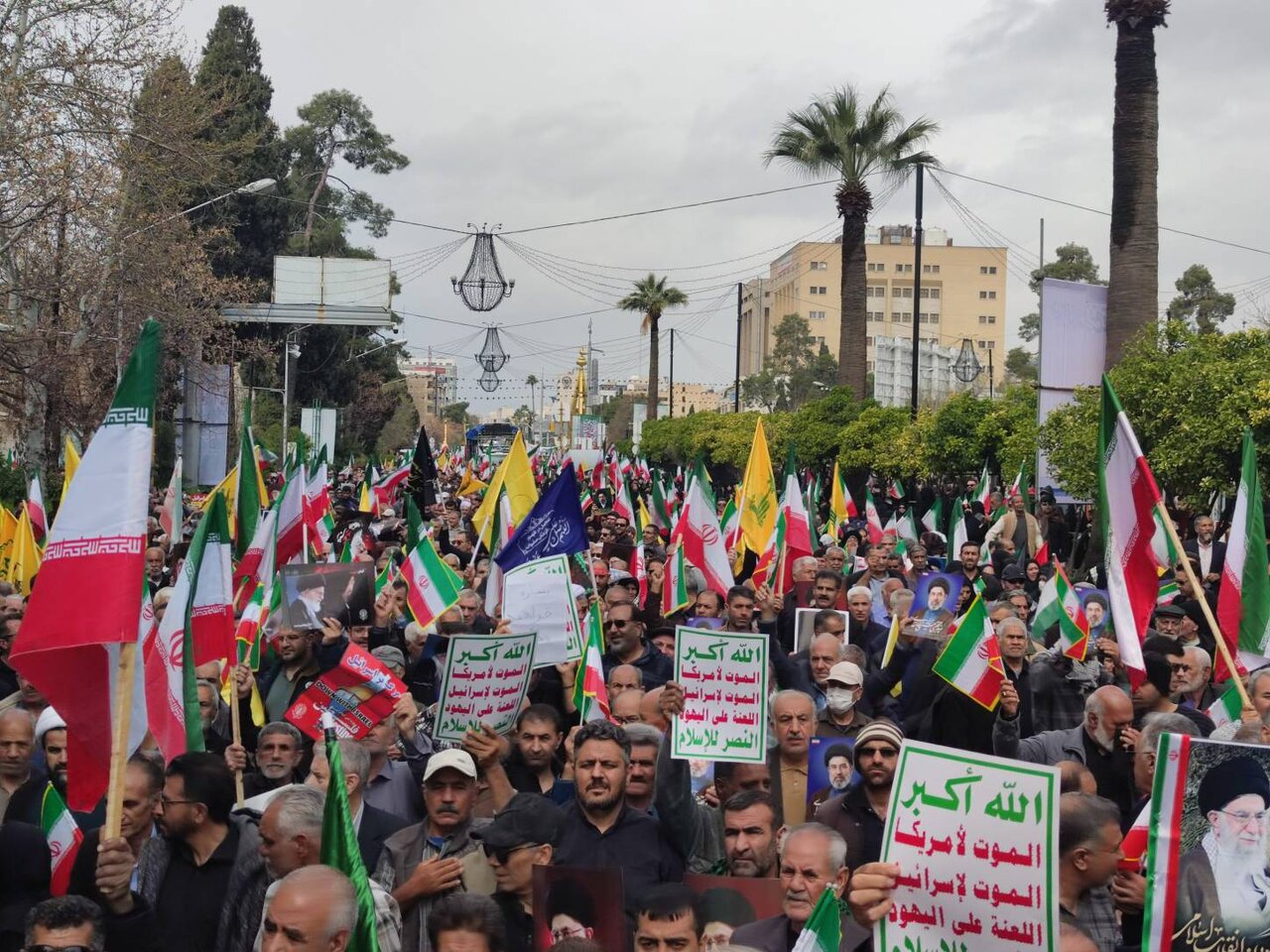 شیرازیها زیر باران، یکپارچه فریاد مقاومت در روز قدس را سر دادند