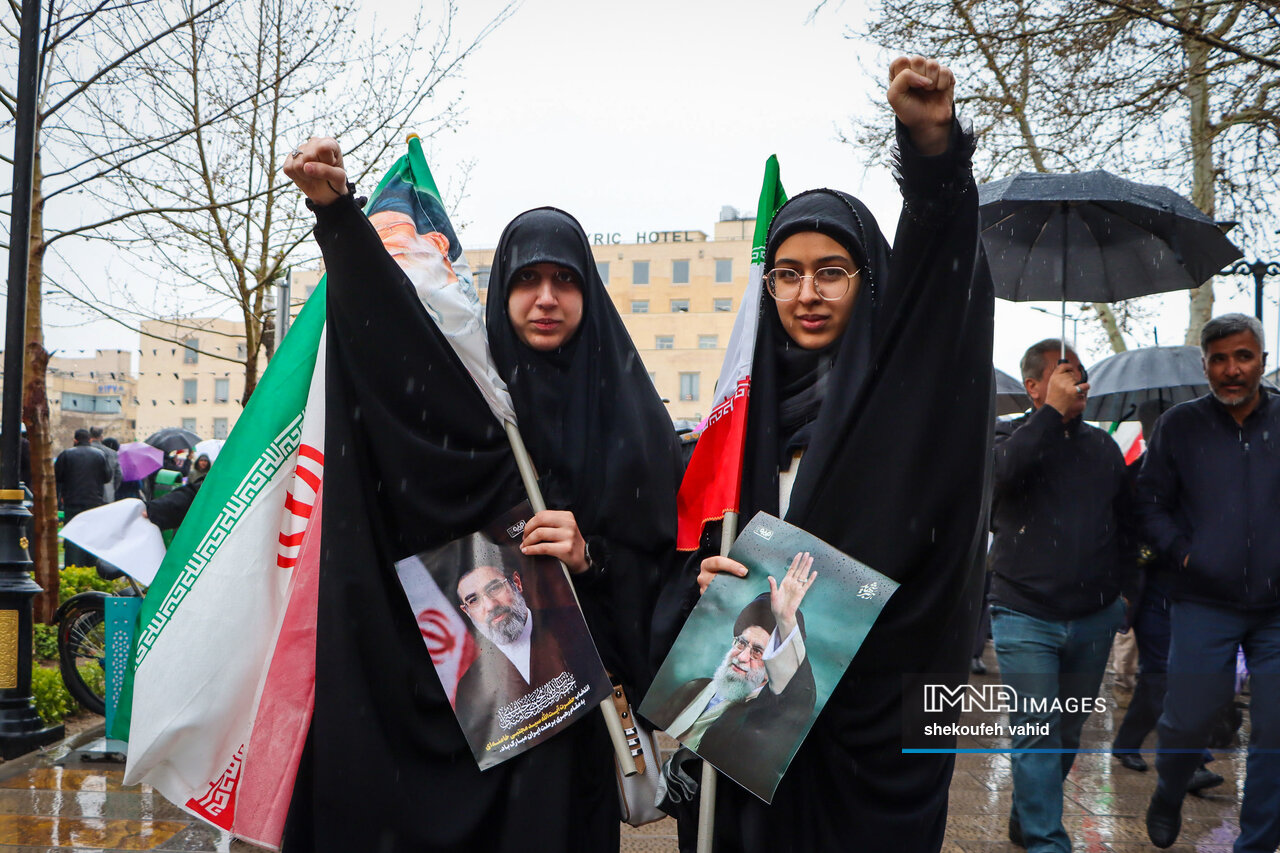 به فدای آن دستی که نماد مقاومت ما شد