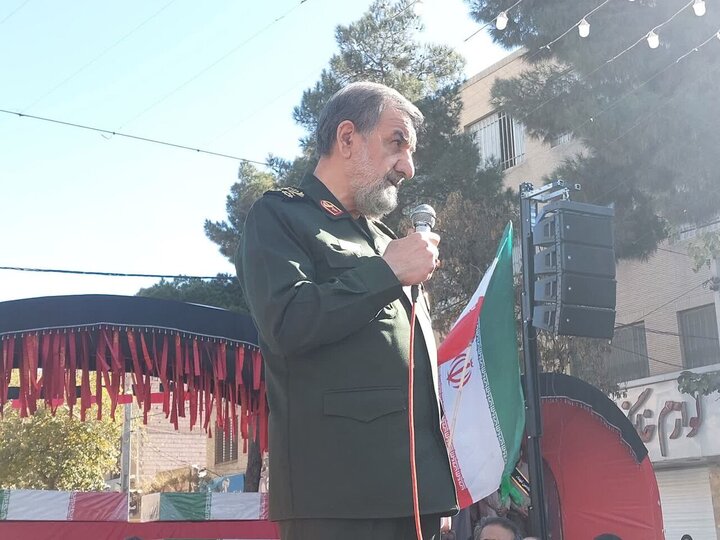 محسن رضایی: تنگه هرمز باز نخواهد شد/ آمریکا عامل ناامنی منطقه