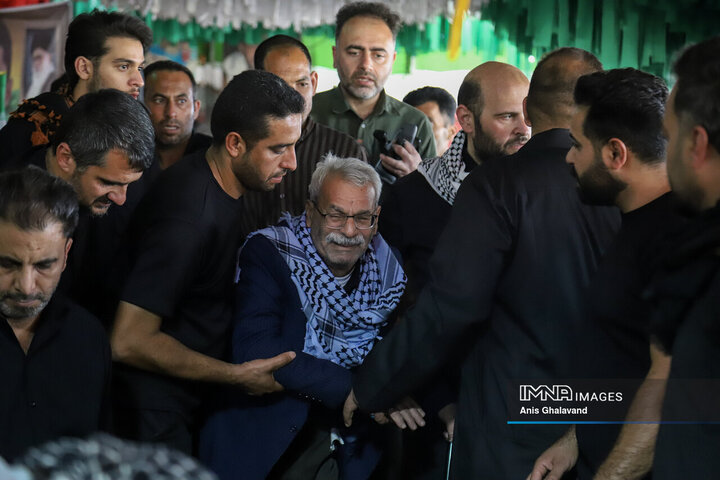 وداع با پیکر مطهر شهدای اقتدار اهواز