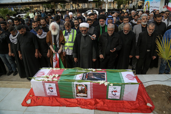 مدافعان وطن؛ مهدی حسینی نظر و محمد فصیحی فرد در اهواز تشییع شد.