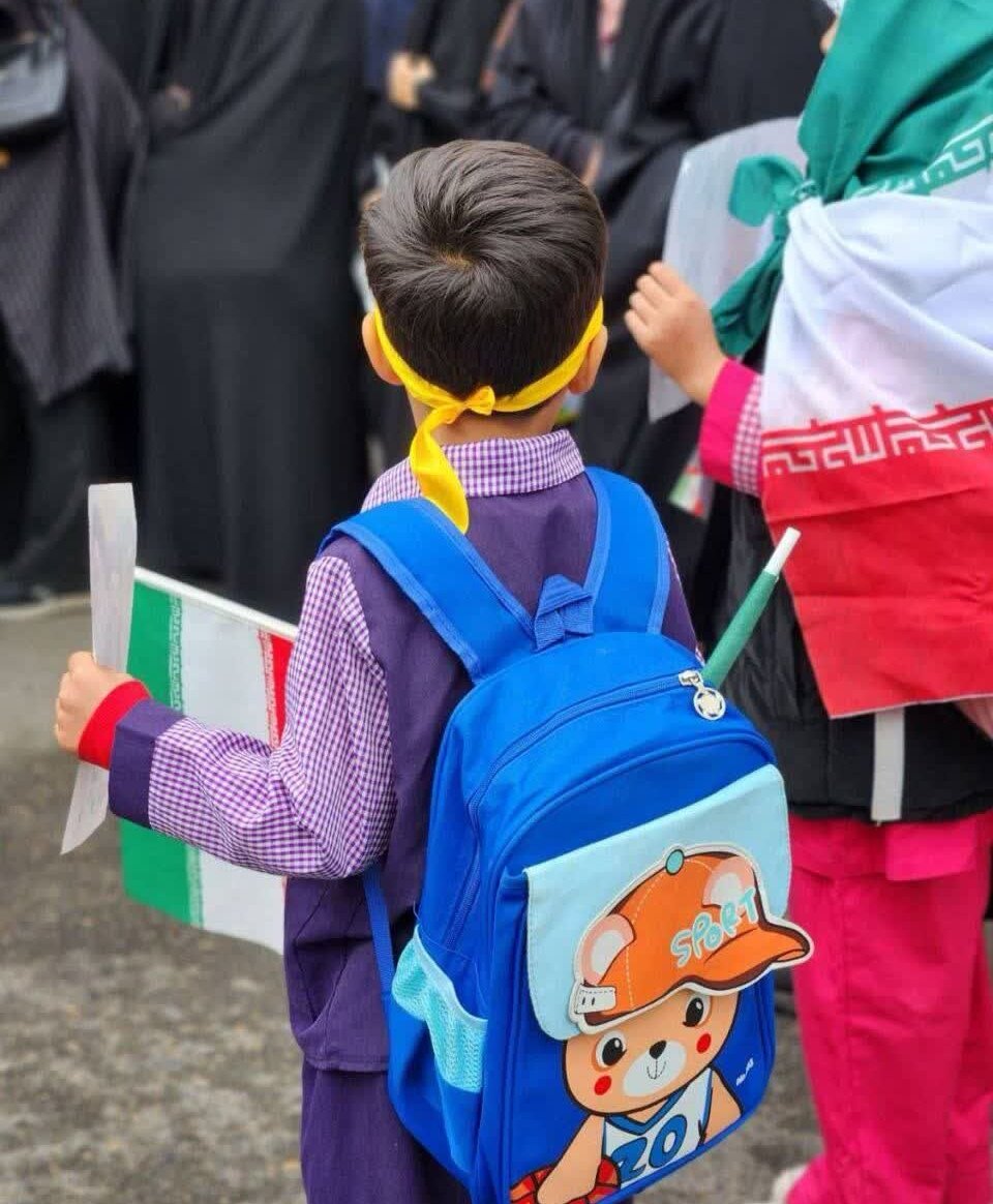 روز قدس با رد خون؛ کوله‌پشتی‌هایی که یاد دانش‌آموزان شهید میناب را زنده کرد