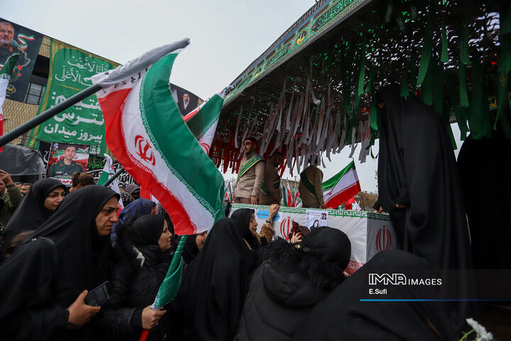 تشییع پیکر مطهر ۳ شهید در اراک