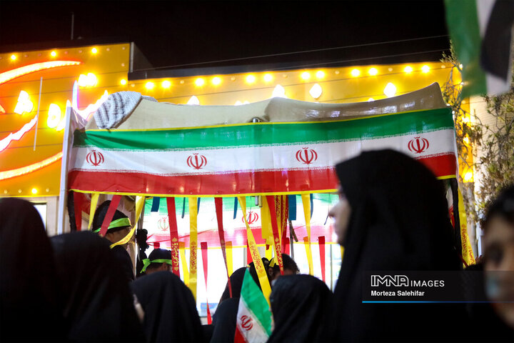 تشییع شهید «سجاد نادری زانیانی» در شهرکرد