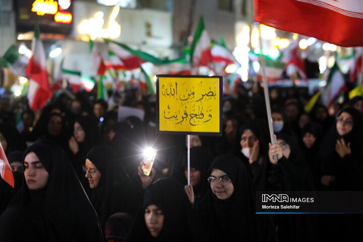 تشییع شهید «سجاد نادری زانیانی» در شهرکرد