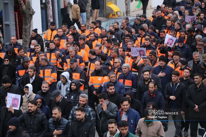 تشییع پیکر مطهر پنج راهدار شهید استان زنجان