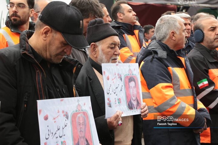 تشییع پیکر مطهر پنج راهدار شهید استان زنجان