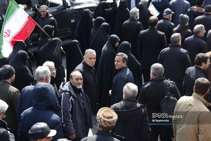 تشییع پیکر ۳ شهید جنگ اقتدار در تبریز