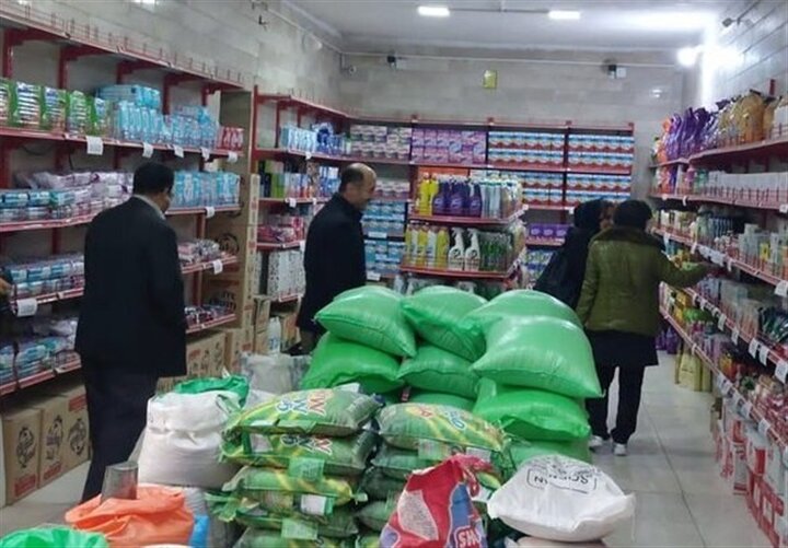 نظارت میدانی بر عرضه کالاهای اساسی به صورت مستمر انجام می‌شود