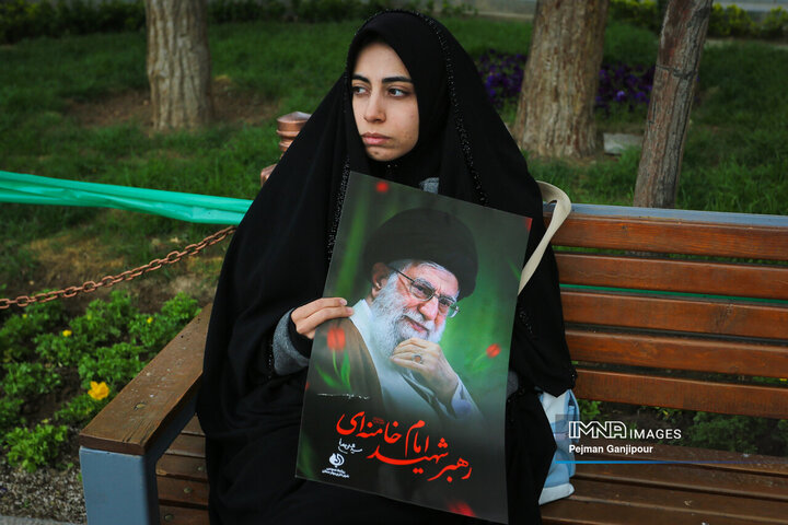 تشییع ۱۵ شهید کارگر استان اصفهان