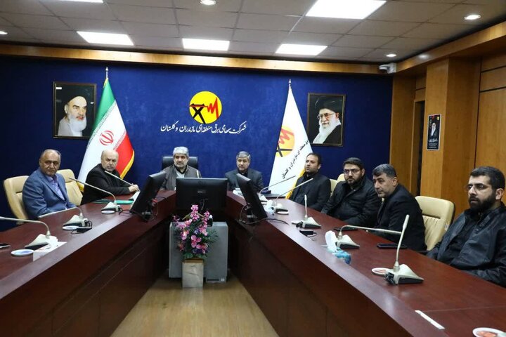 صنعت برق کشور در پایداری شبکه سربلند بوده است